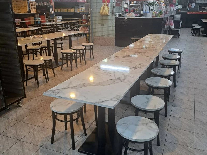 Food Court CH-1325 Food Court CH-1325