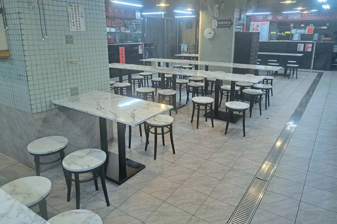 美食廣場 CH-1325