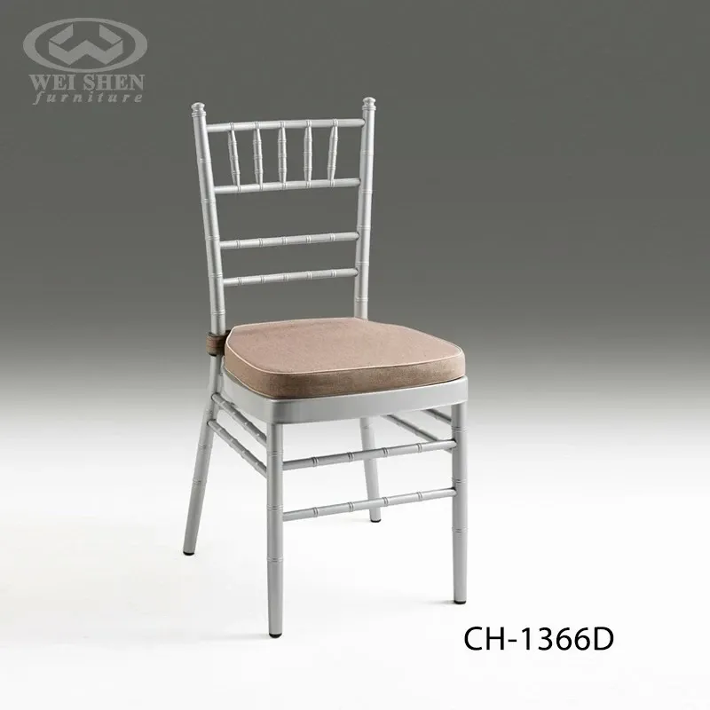 Gold Banquet Chiavari Chair
